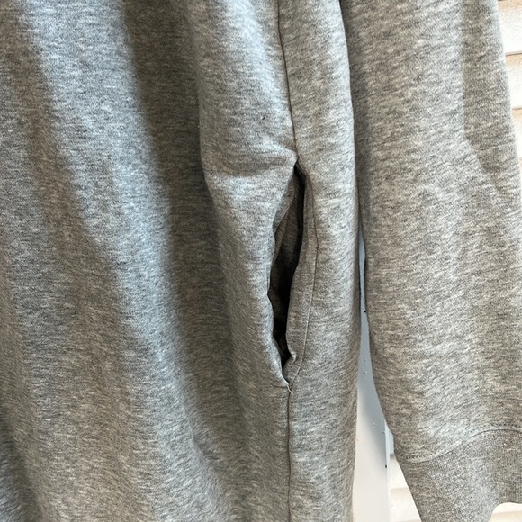 Nike Sweatshirt Dress with pockets!! Like new! - Picture 5 of 6